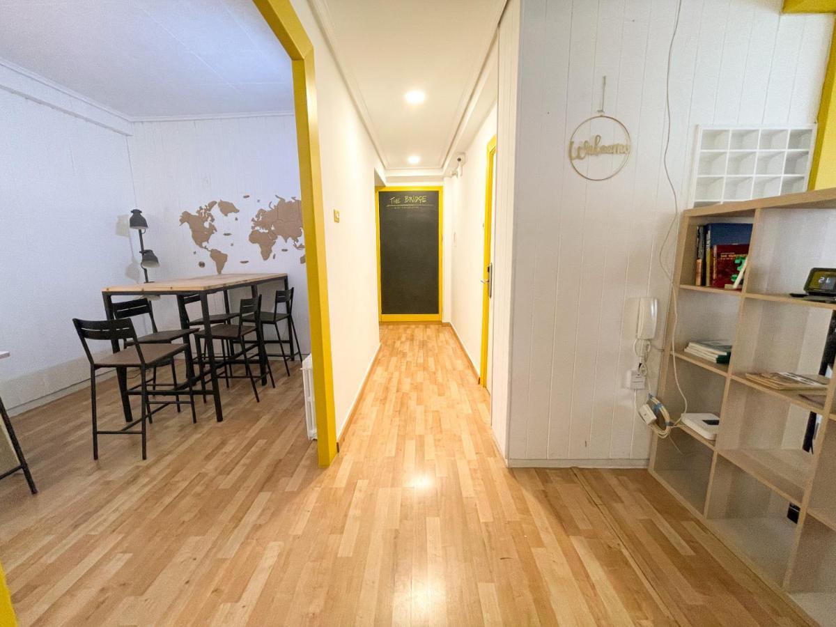 Az The Bridge Hostel - Coliving Zaragoza Eksteriør bilde