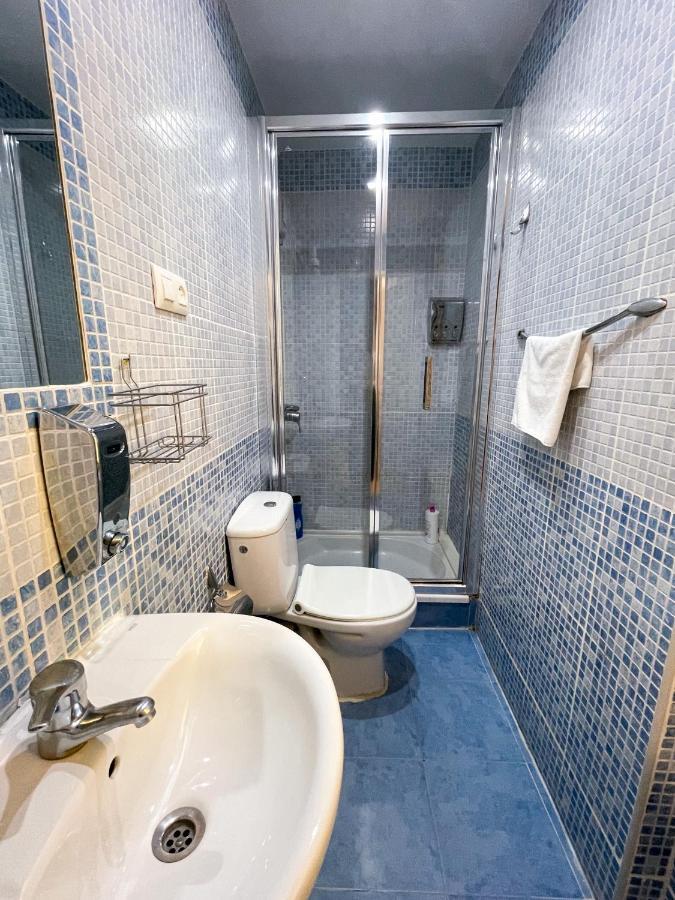 Az The Bridge Hostel - Coliving Zaragoza Eksteriør bilde