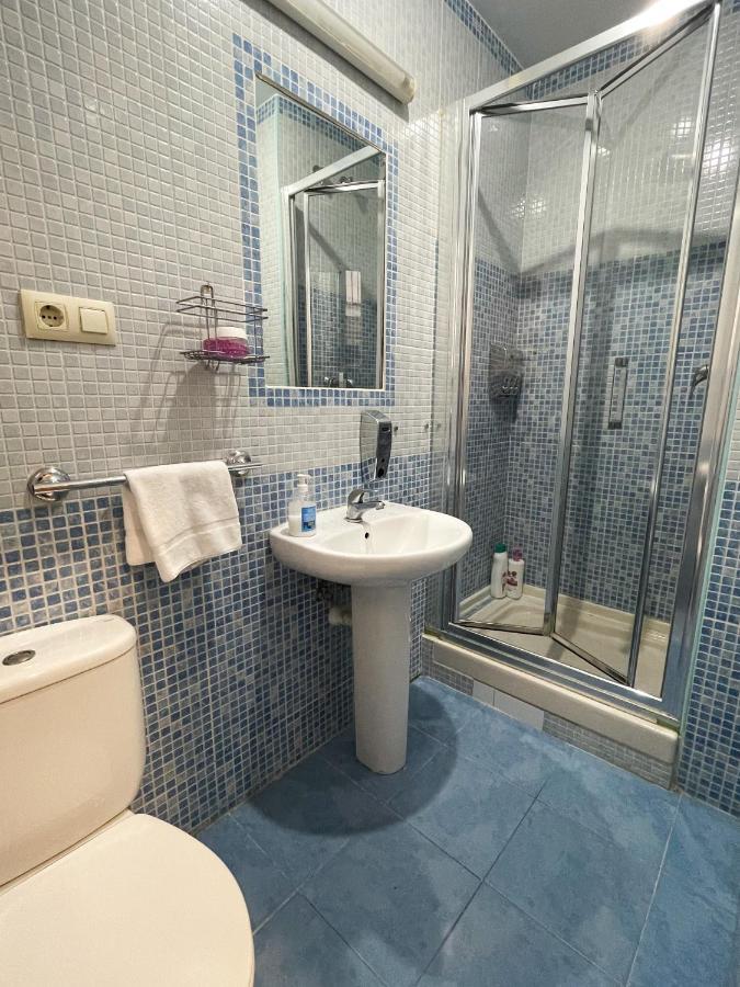 Az The Bridge Hostel - Coliving Zaragoza Eksteriør bilde